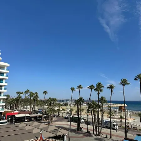 Ithaki Phinikoudes No. 205 Lejlighed