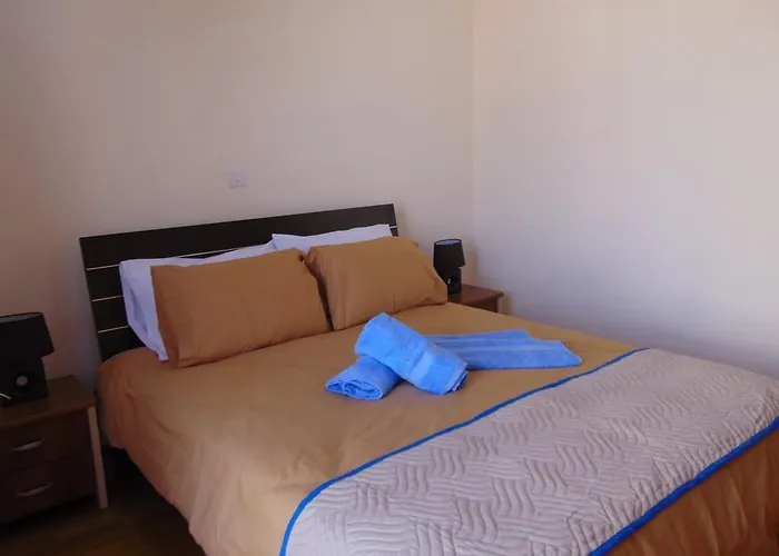 Apartmán Ithaki Phinikoudes No. 205