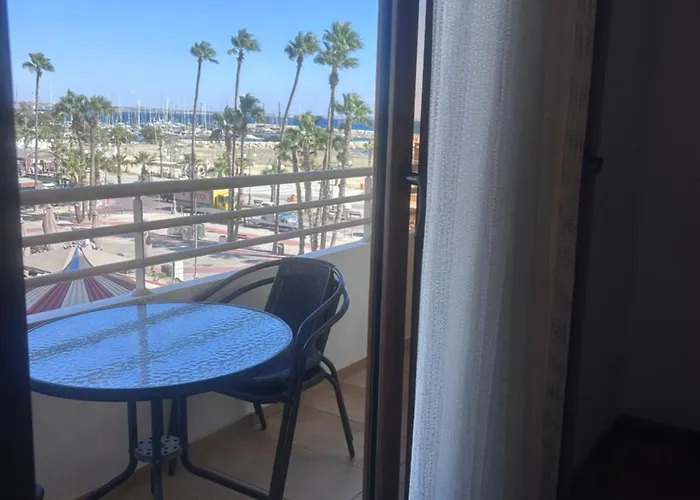 Ithaki Phinikoudes No. 205 Apartmán *