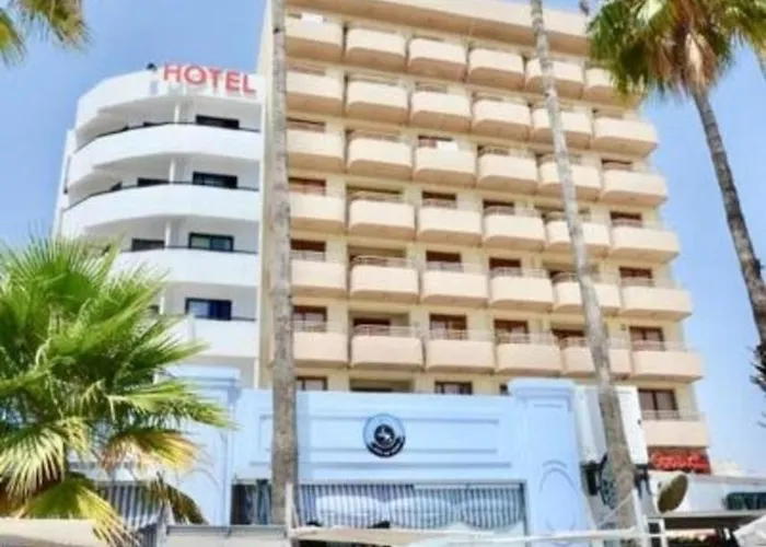 Apartmán Ithaki Phinikoudes No. 205