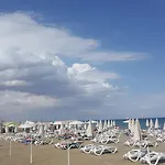 Ithaki Phinikoudes No. 205 Lejlighed Larnaca