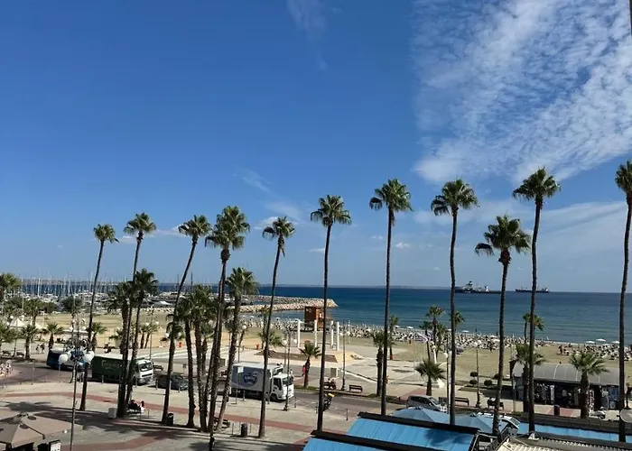 Lägenhet Ithaki Phinikoudes No. 205