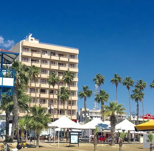 Appartement Ithaki Phinikoudes No. 205