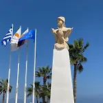 Ithaki Phinikoudes No. 205 * Larnaka